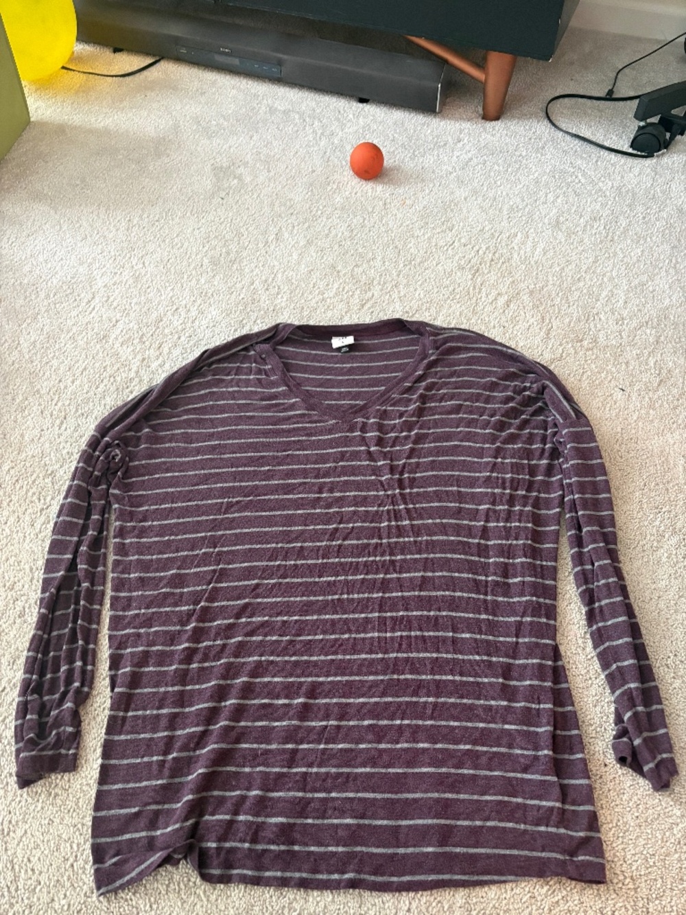Cabi serenity tee, size large